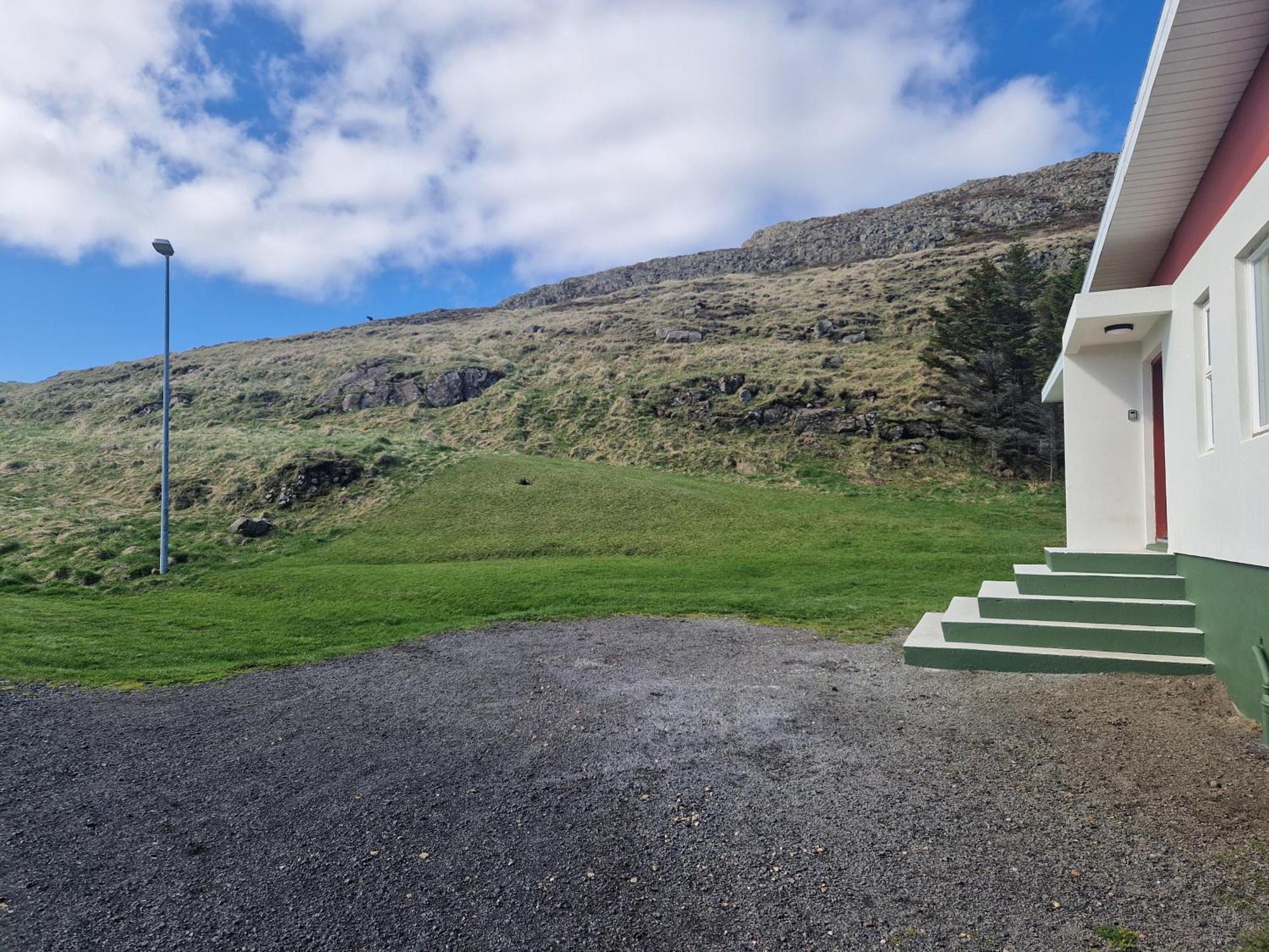 Helgafell Guesthouse スティッキスホールムル エクステリア 写真