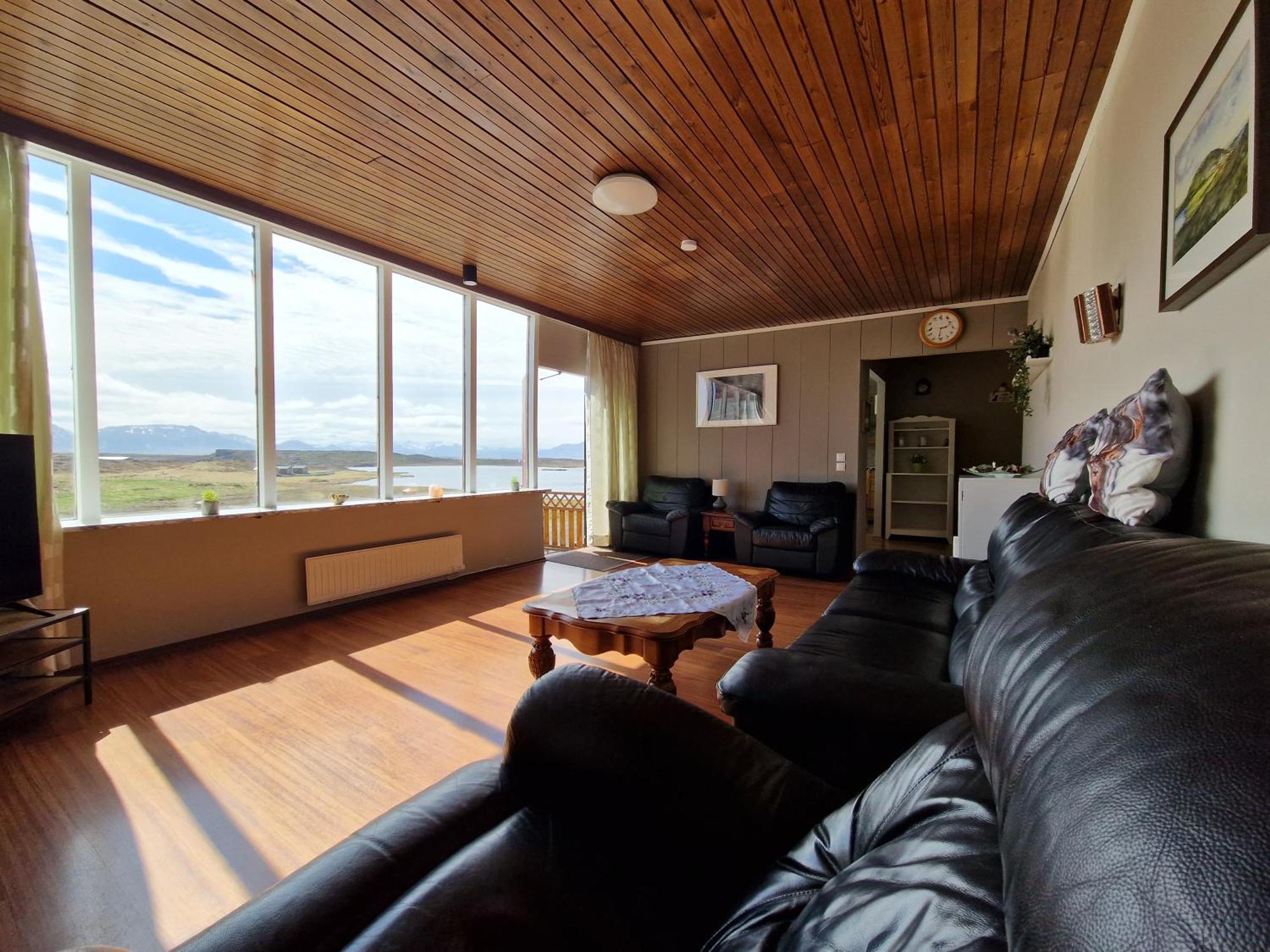 Helgafell Guesthouse スティッキスホールムル エクステリア 写真